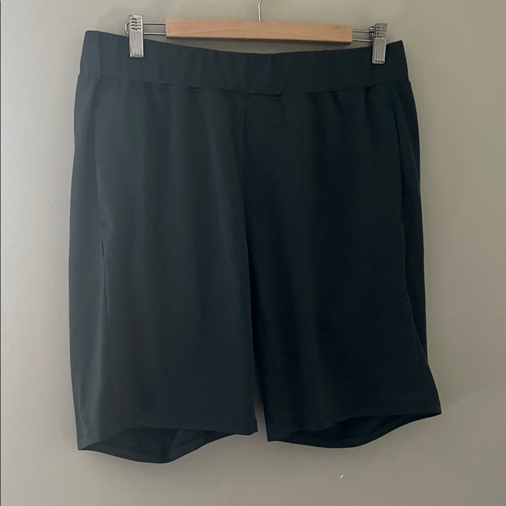 RYU Respect Your Universe Green Performance Training Shorts Men’s Large